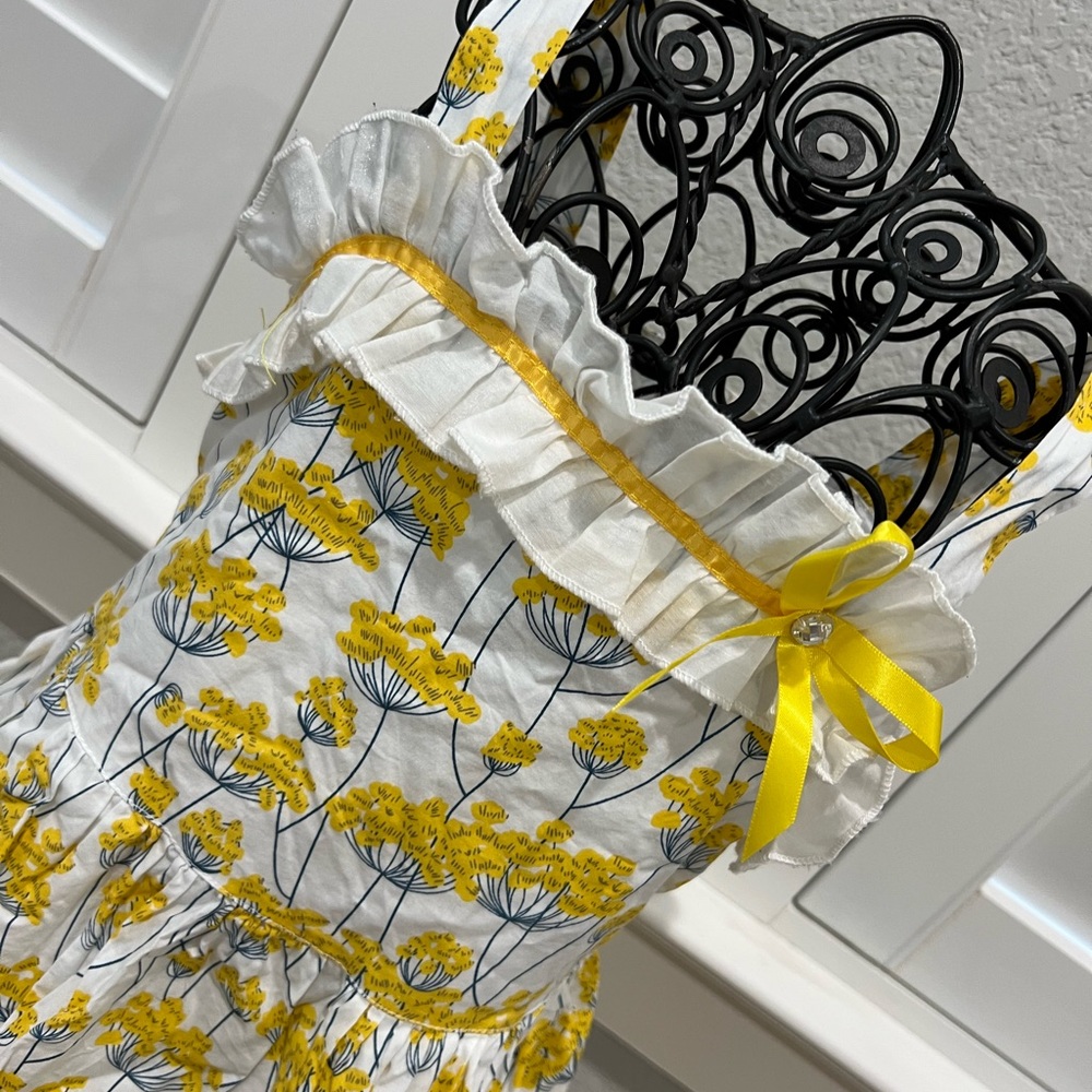 Sunny Fashion Boutique girls yellow sundress.